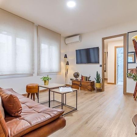 Apartamento Reformado Y Tranquilo Junto A Gran Via Madrid Esterno foto